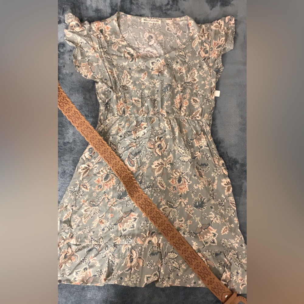 Sweet Mini Dress With Belt